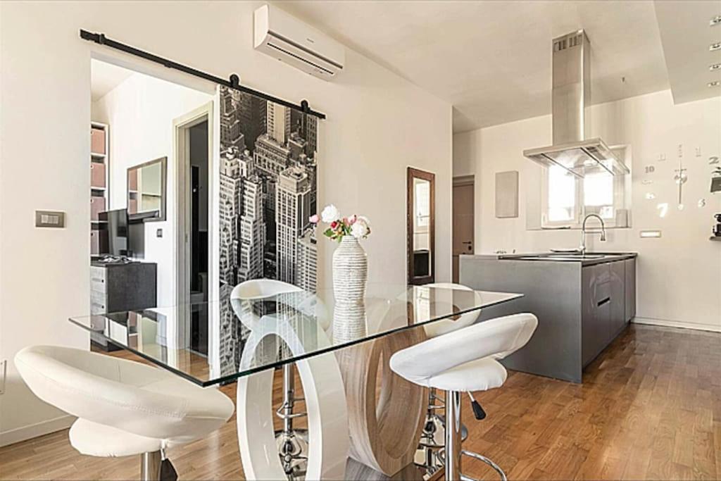City Life Milan Apartment - Wi-Fi & Smart Tv Εξωτερικό φωτογραφία